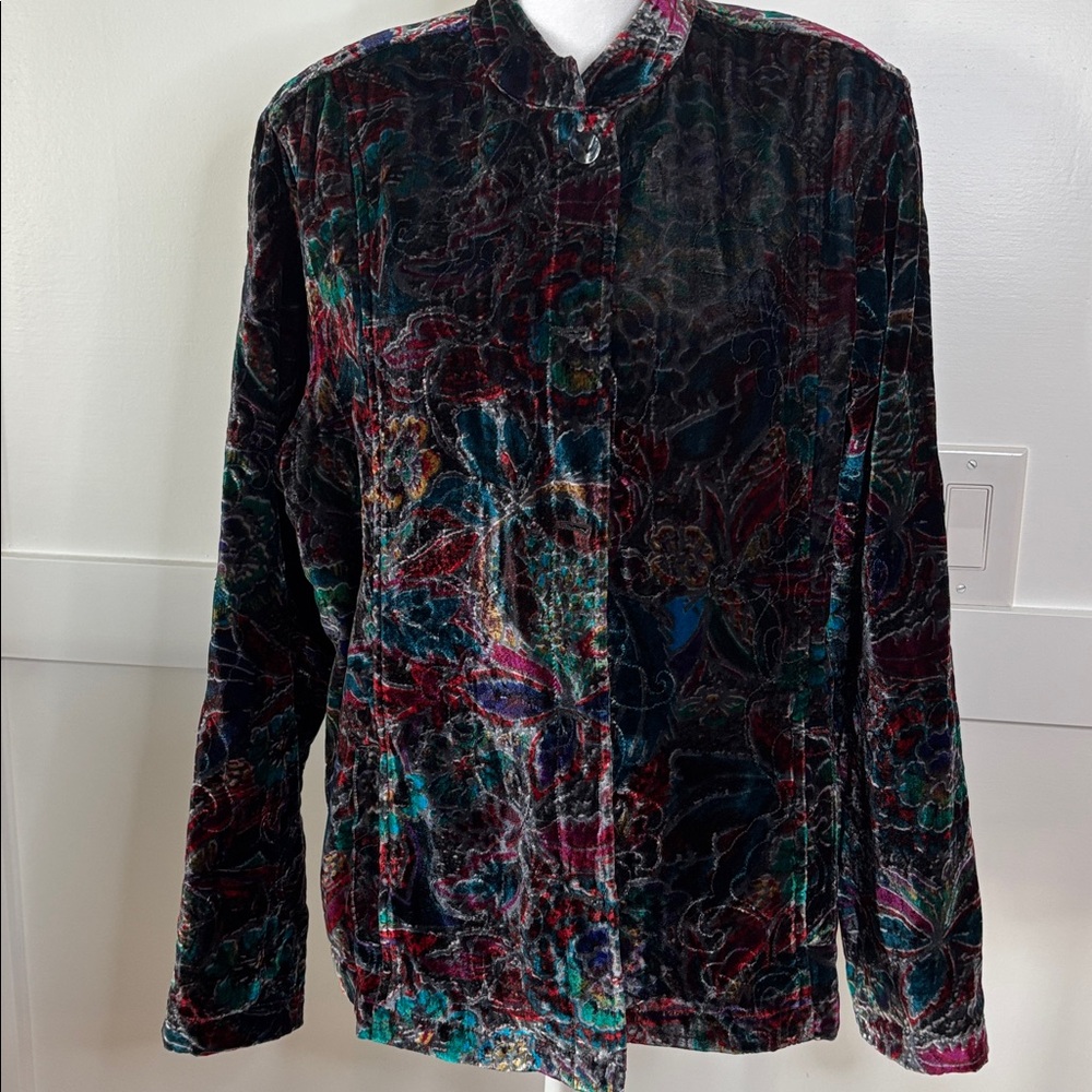 Chico's Vibrant Velvet Jacket size 2 in excellent condition - Picture 9 of 9